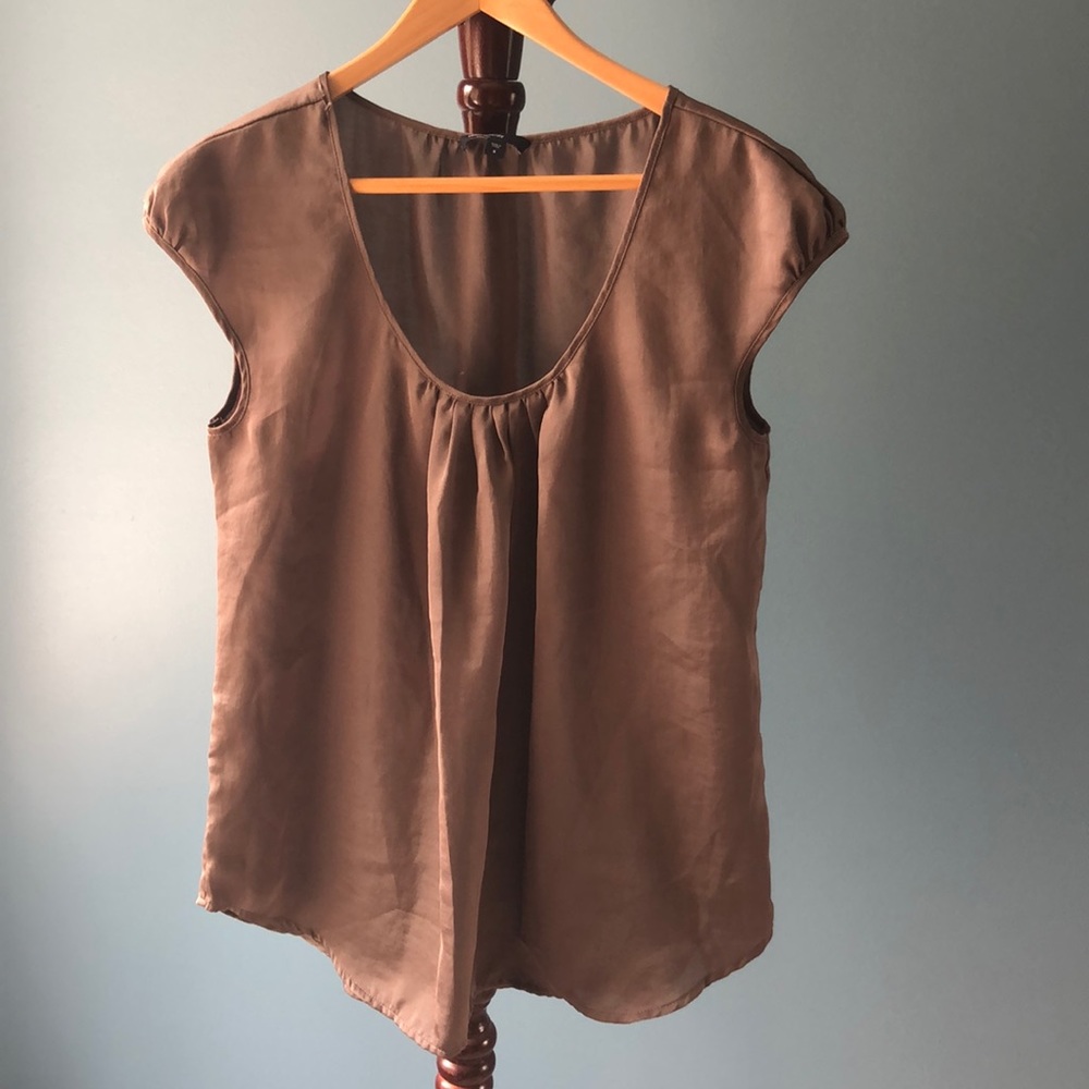 maternity top Gap size small